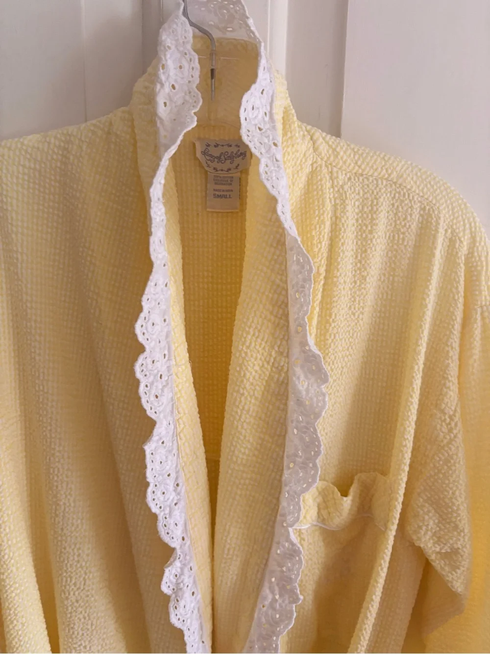 Vtg Lanz of Salzburg Robe Yellow Cotton Seersucker Lace Cottagecore Grannycore S